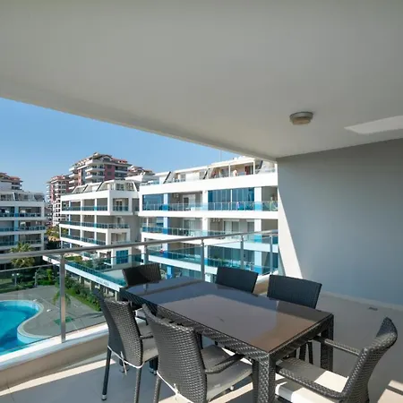 Crystal River Residence شقة