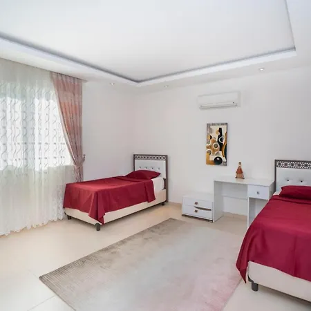 Crystal River Residence Alanya
